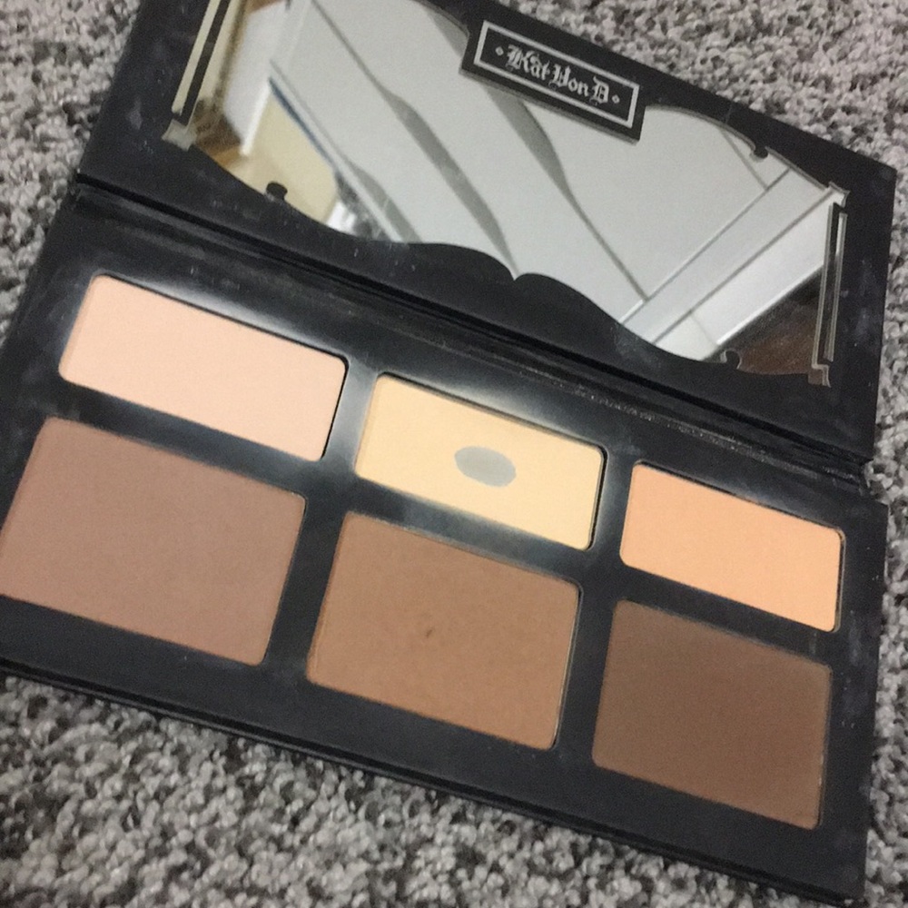 Kat Von D - Shade Light